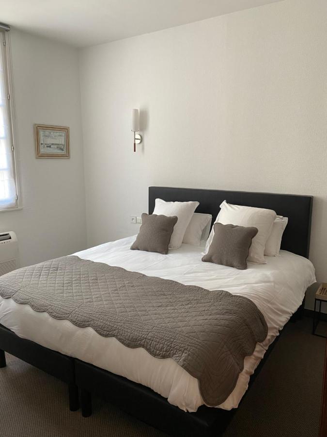 Hotel Jean De Bruges Saint-Riquier Εξωτερικό φωτογραφία